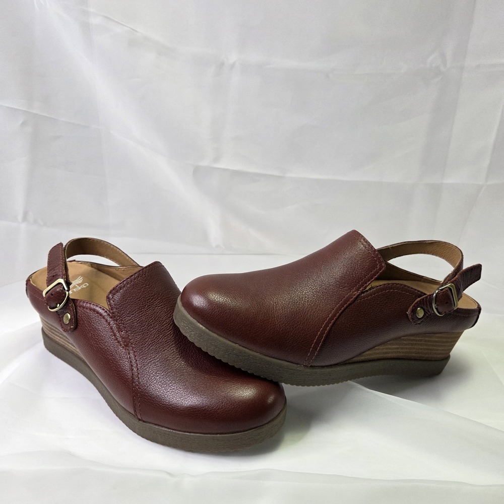 Women’s Burgundy Slingback Wedge Clog - Unbranded